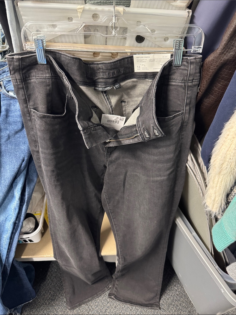 American eagle skinny kick jeans size 16 // 092629